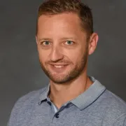 portrait of Kyle Kwaiser